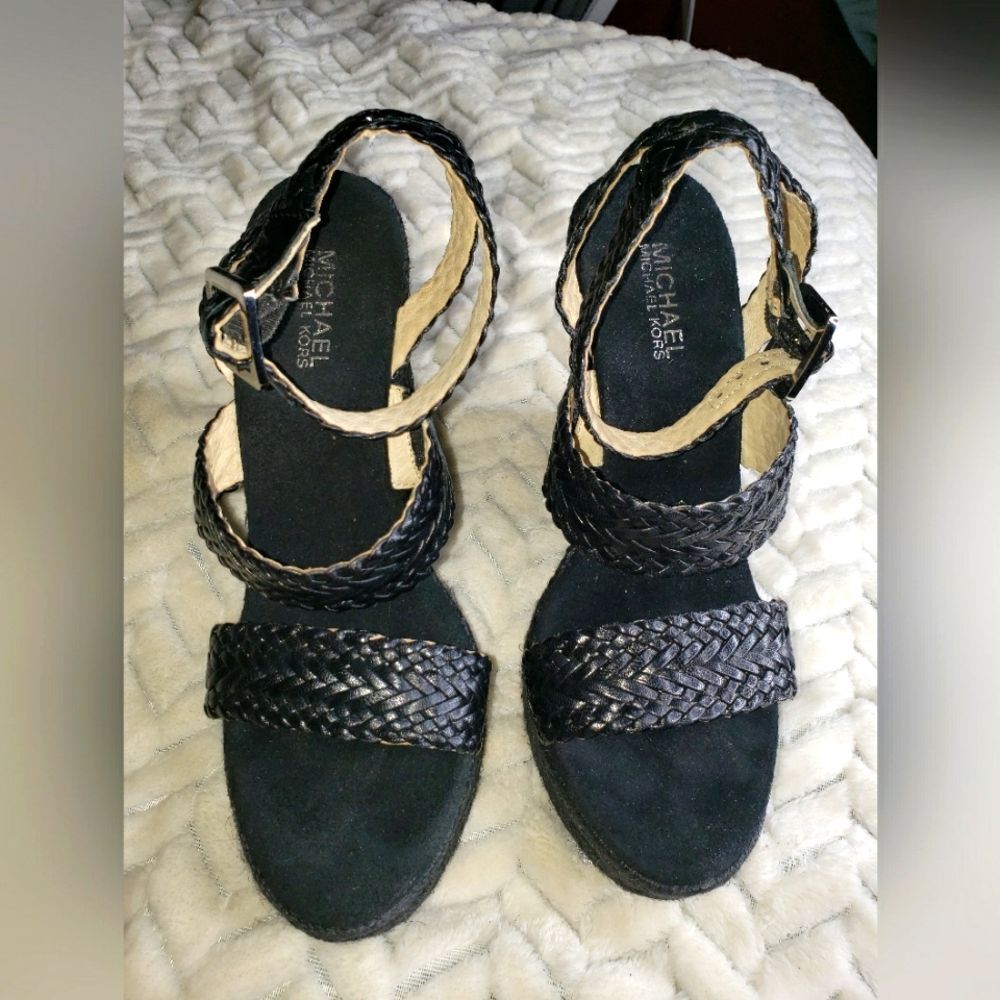 Michael Kors Wedge espadrilles, Women's sz 8.5, black. - Picture 2 of 5